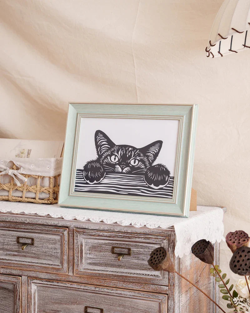 SnipSnap:Cat Peeking Silhouette Custom Paper Art